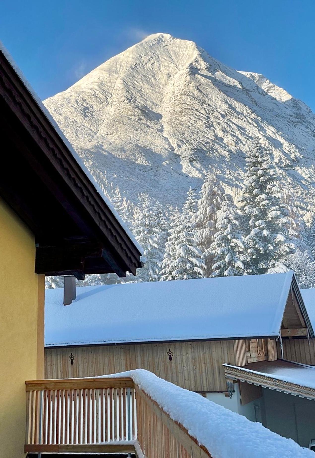 Haus Sabine Apartment Leutasch Bagian luar foto